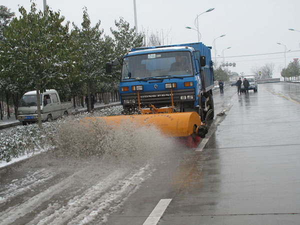 掃雪刷